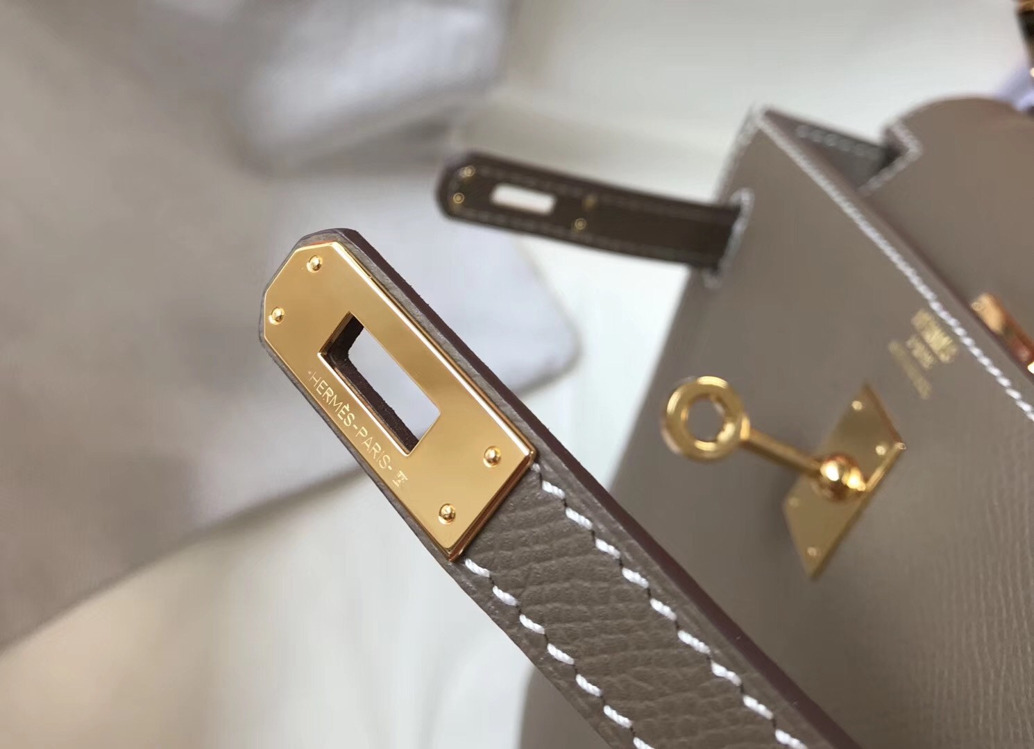 Hermes Kelly 25cm Sellier Bag In Taupe Epsom Leather
