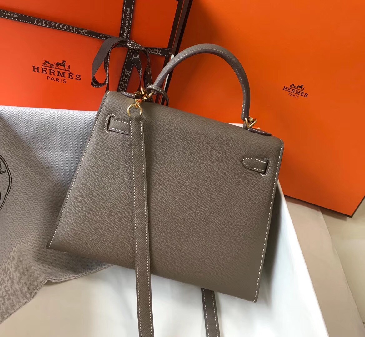 Hermes Kelly 25cm Sellier Bag In Taupe Epsom Leather