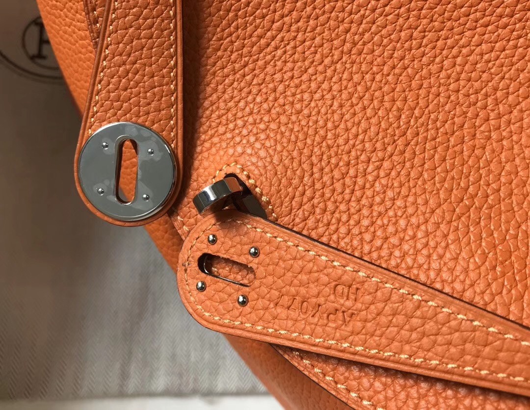 Hermes Lindy 26cm Bag In Orange Clemence With PHW