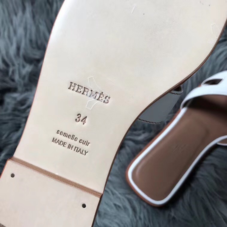 Hermes Oran Sandals In White Swift Leather