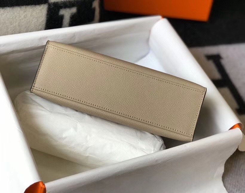 Hermes Kelly Pochette Bag In Gris Tourterelle Epsom Leather