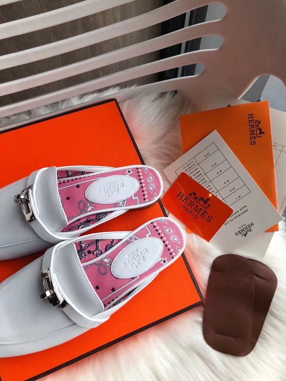 Hermes Oz Mules In White Calfskin Leather