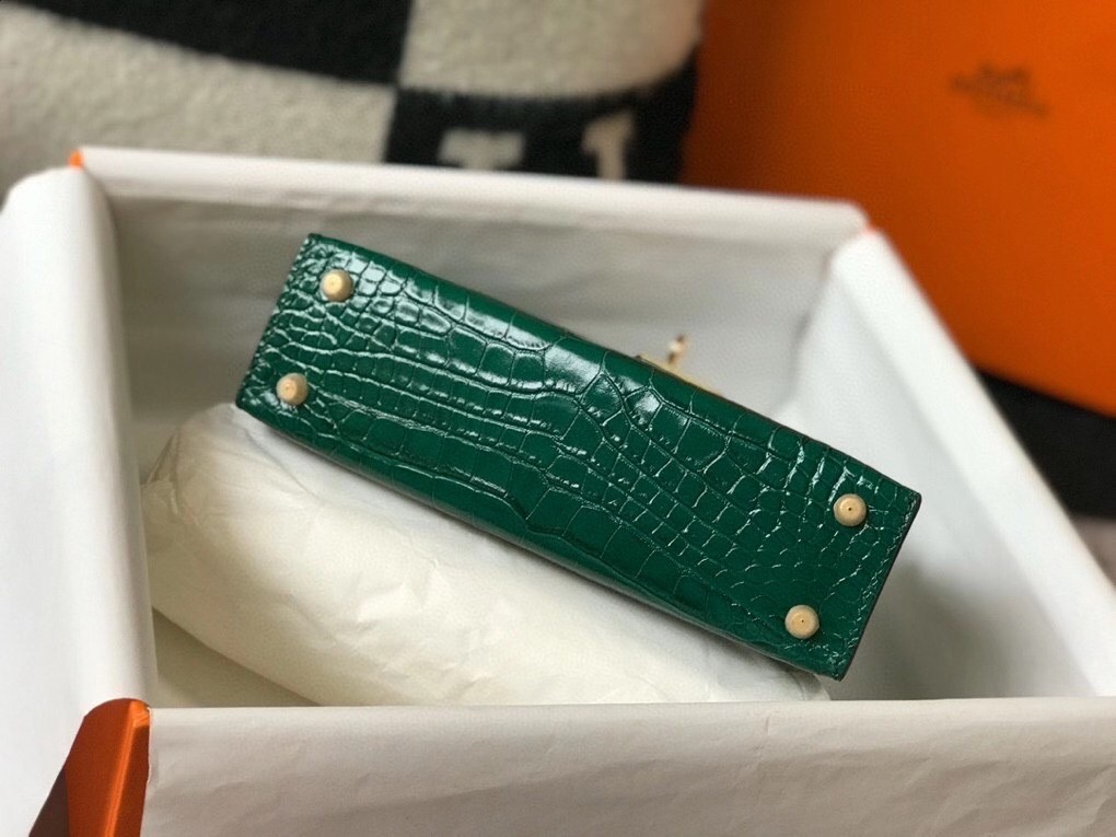 Hermes Kelly Mini II Bag In Green Embossed Crocodile Calfskin