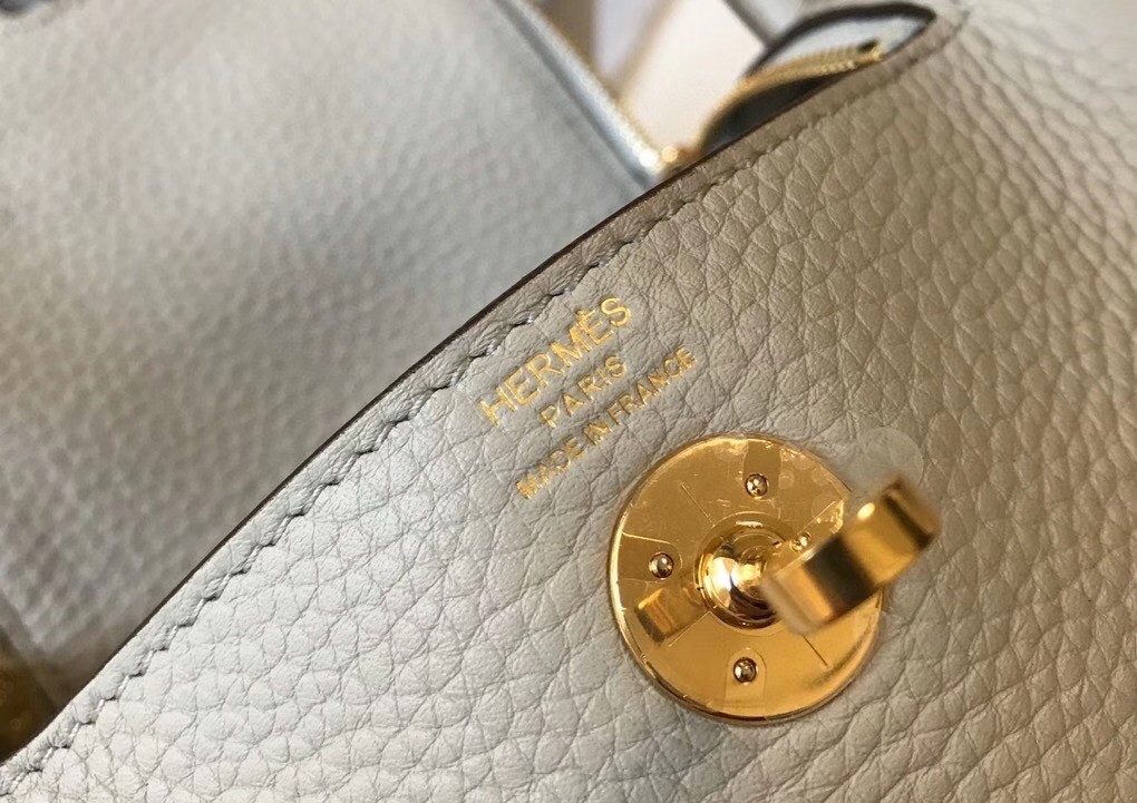 Hermes Mini Lindy Bag In Pearl Grey Clemence Leather