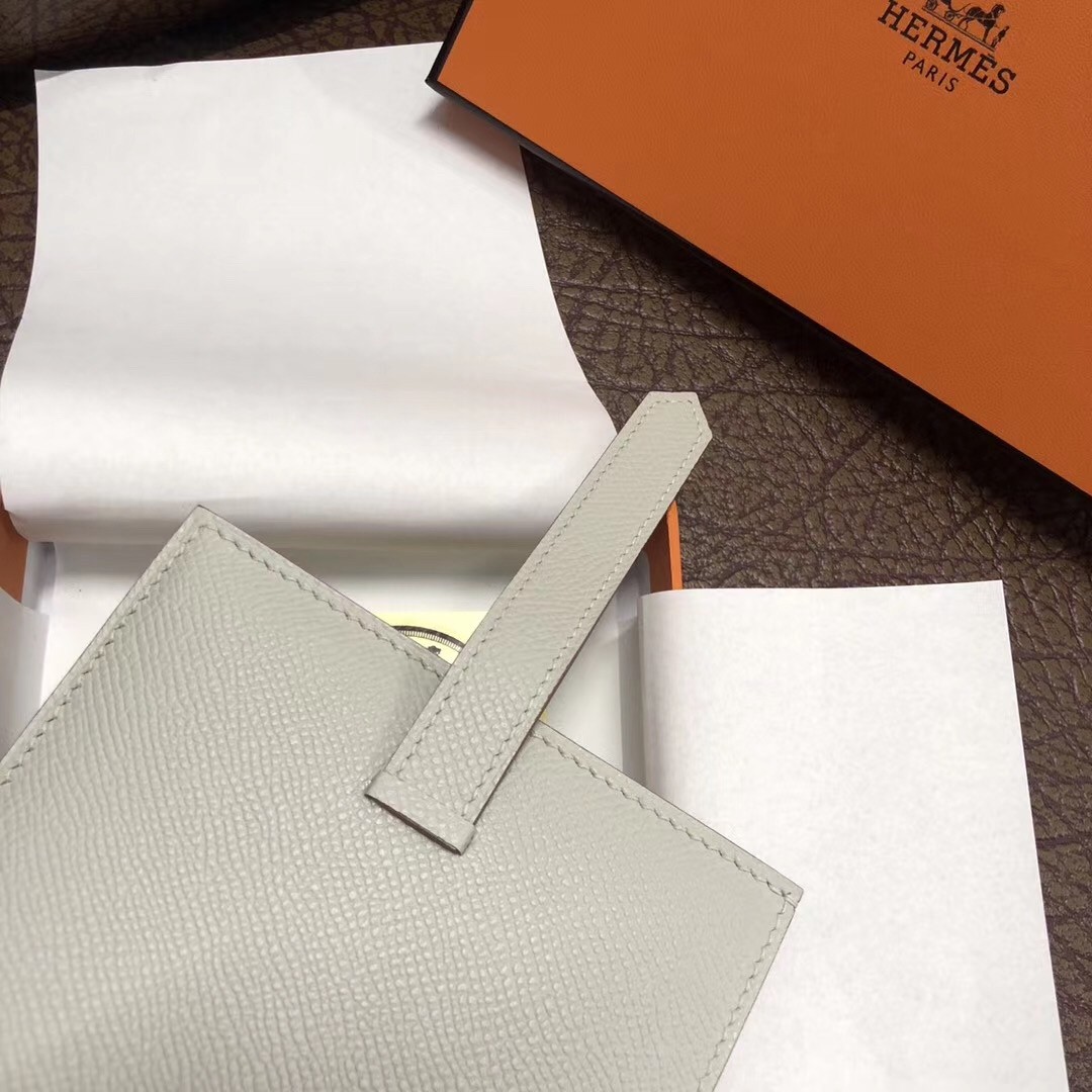 Hermes Bearn Compact Wallet In Pearl Grey Epsom Leather