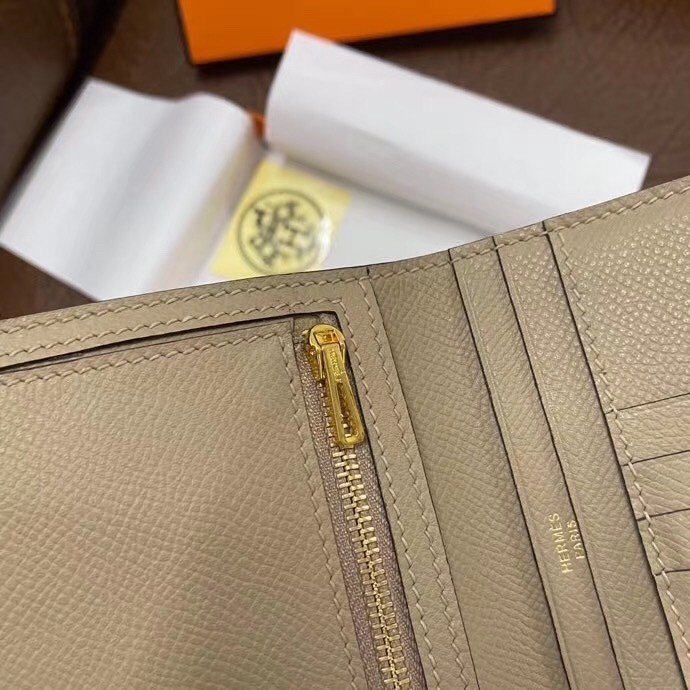 Hermes Bearn Compact Wallet In Trench Epsom Leather
