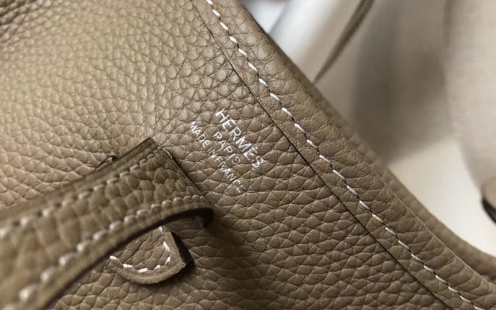 Hermes Evelyne III TPM Bag In Tourterelle Clemence Leather