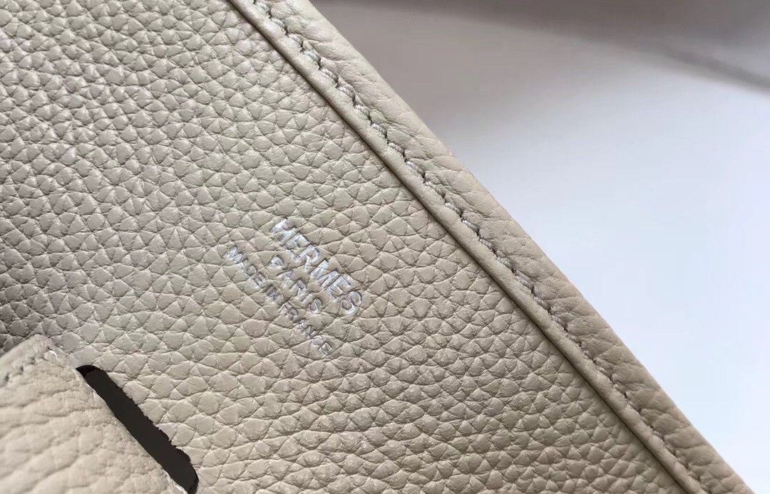 Hermes Evelyne III 29 Bag In Craie Clemence Leather