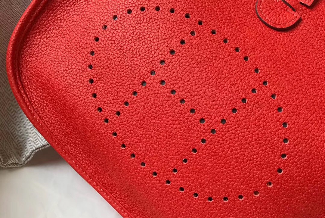 Hermes Evelyne III 29 Bag In Red Clemence Leather