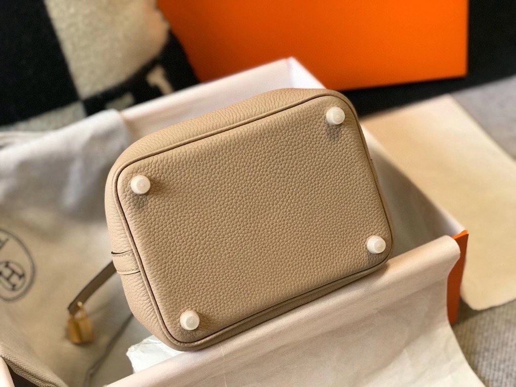 Hermes Picotin Lock 18 Bag In Trench Clemence Leather