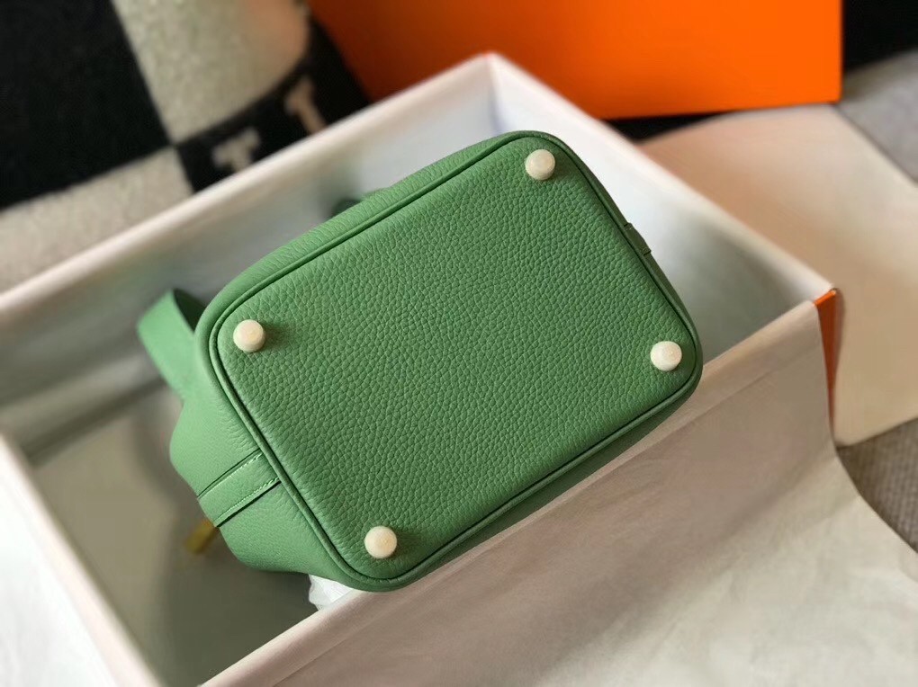 Hermes Picotin Lock 18 Bag In Vert Criquet Clemence Leather