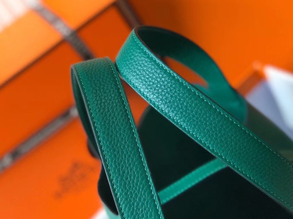 Hermes Picotin Lock 22 Bag In Vert Vertigo Clemence Leather