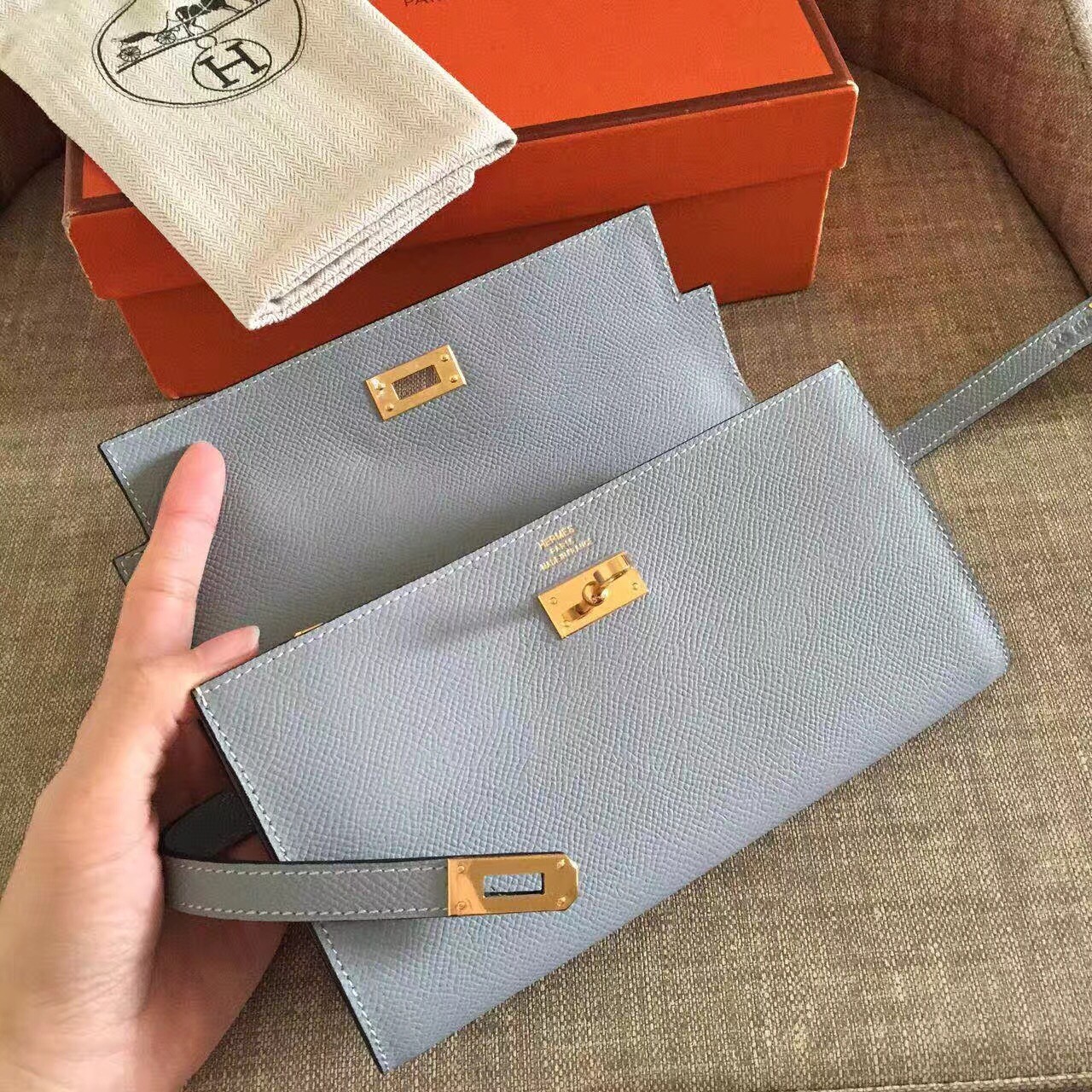 Hermes Kelly Classic Long Wallet In Ciel Epsom Leather