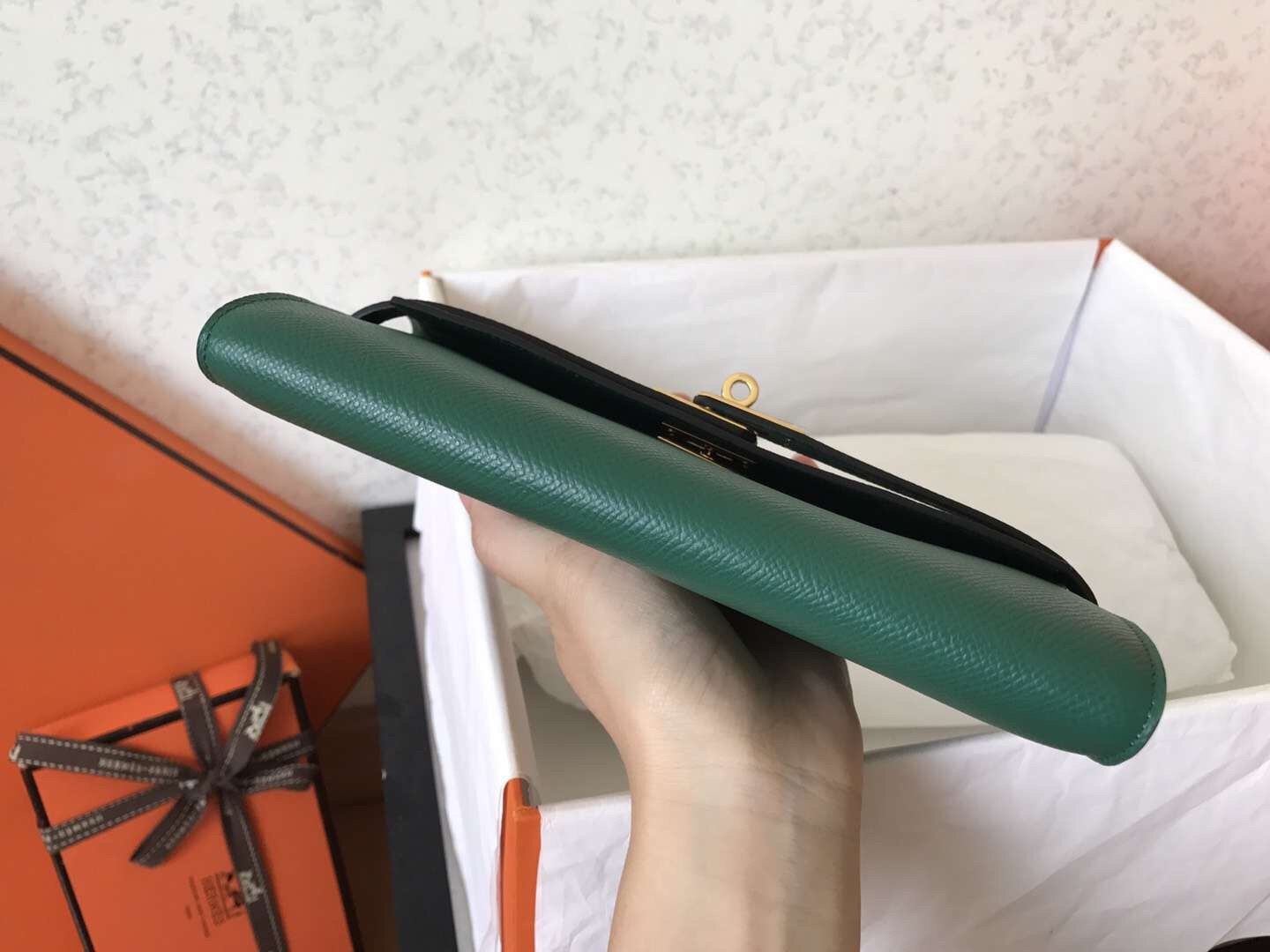 Hermes Kelly Classic Long Wallet In Malachite Epsom Leather