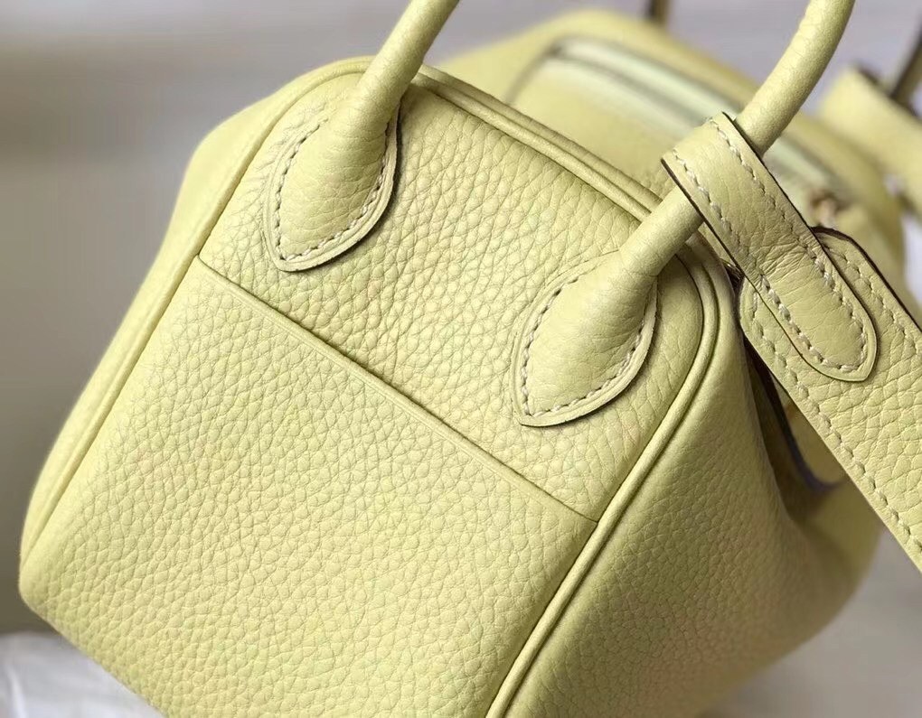 Hermes Mini Lindy Bag In Jaune Poussin Clemence Leather