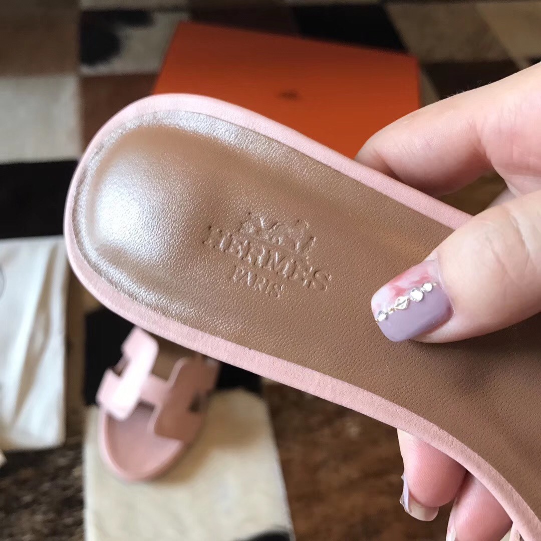 Hermes Oasis Sandals In Pink Swift Leather