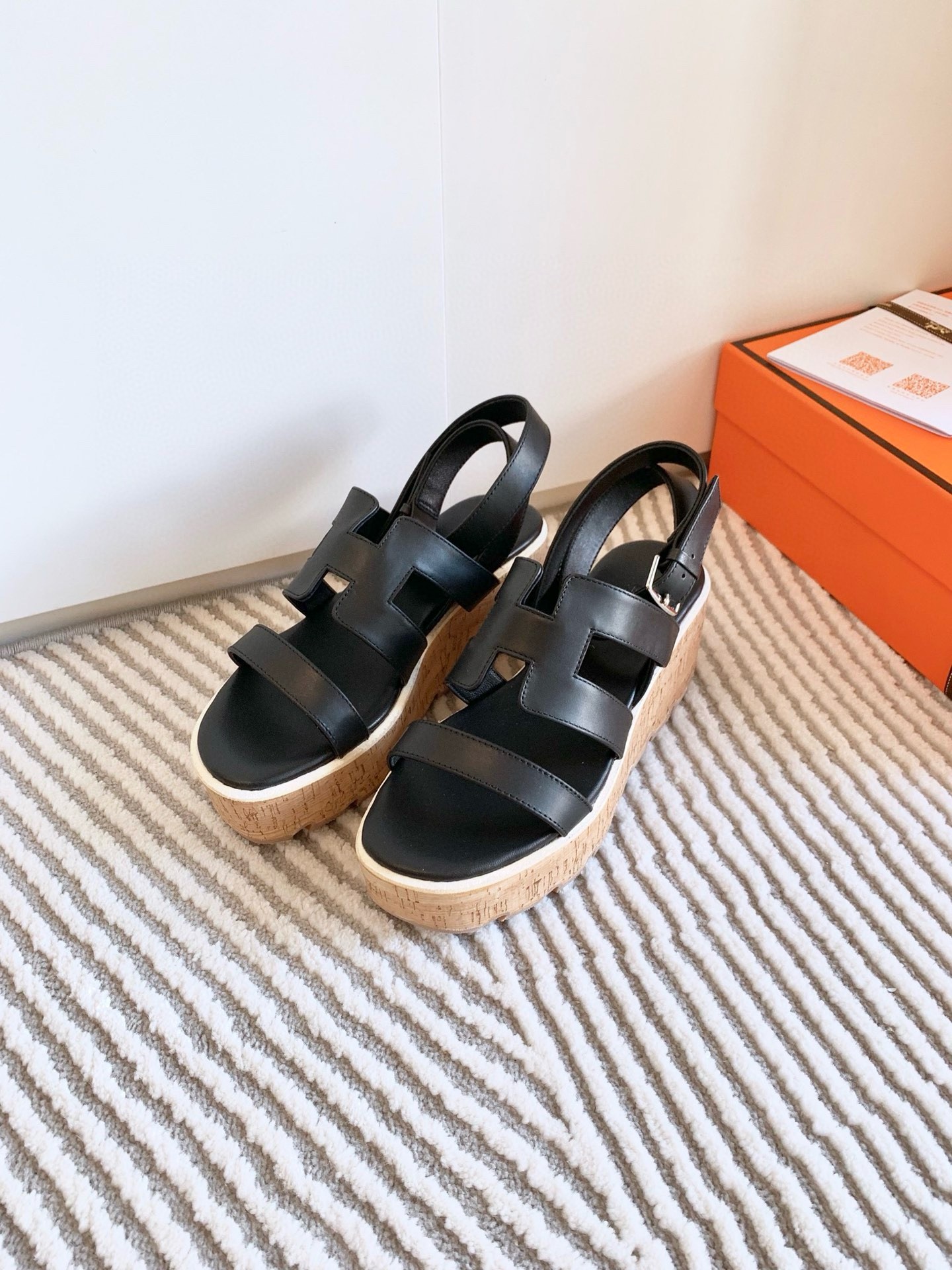 Hermes Havane 30 Sandals in Black Calfskin Leather