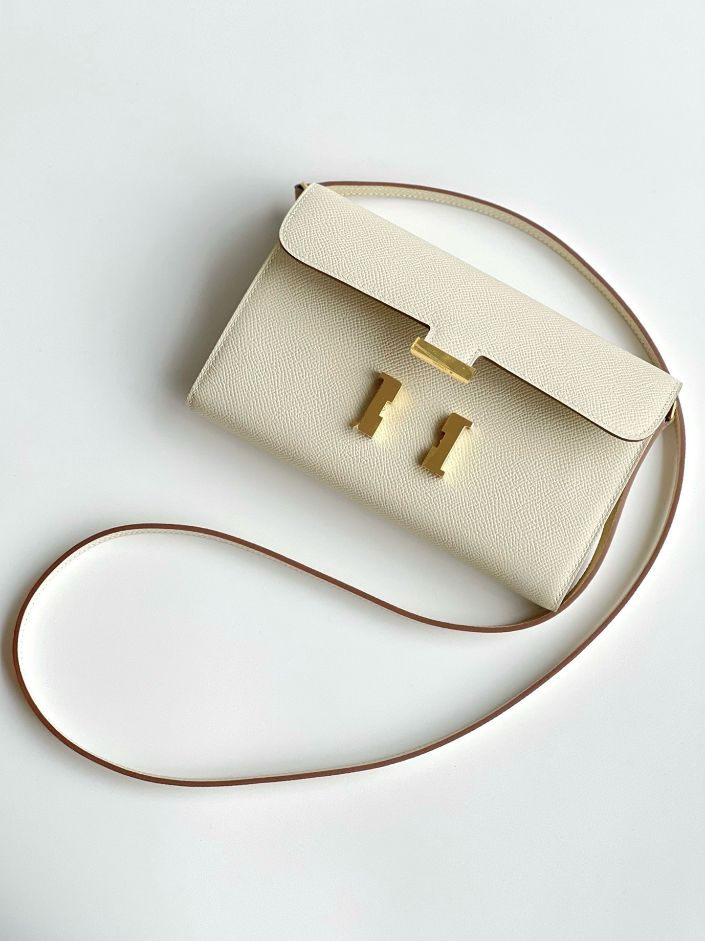 Hermes Constance To Go Wallet in Craie Epsom Calfskin