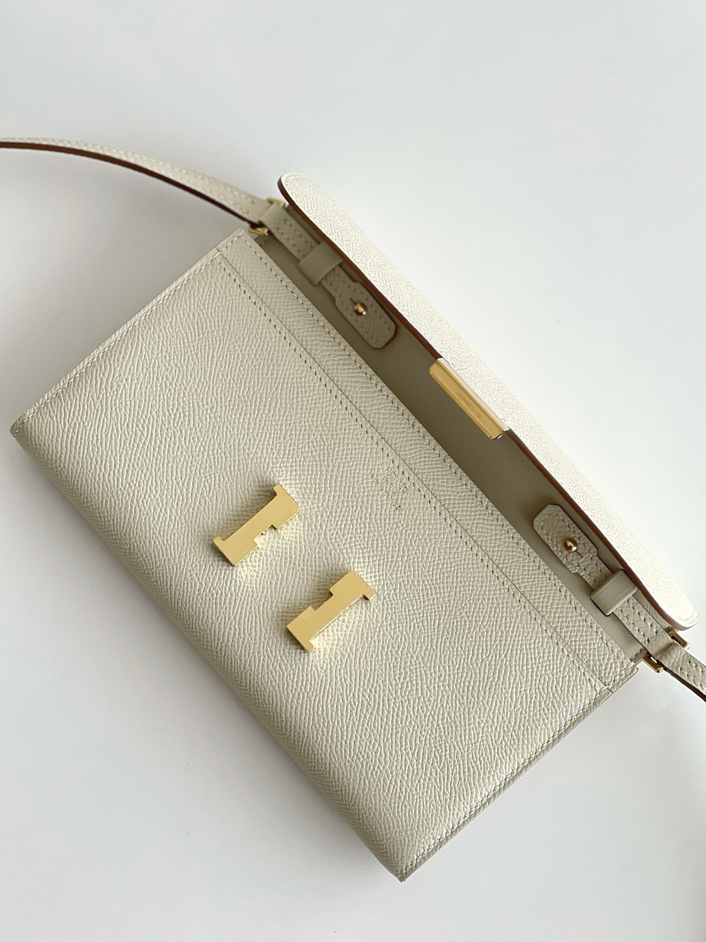 Hermes Constance To Go Wallet in Craie Epsom Calfskin