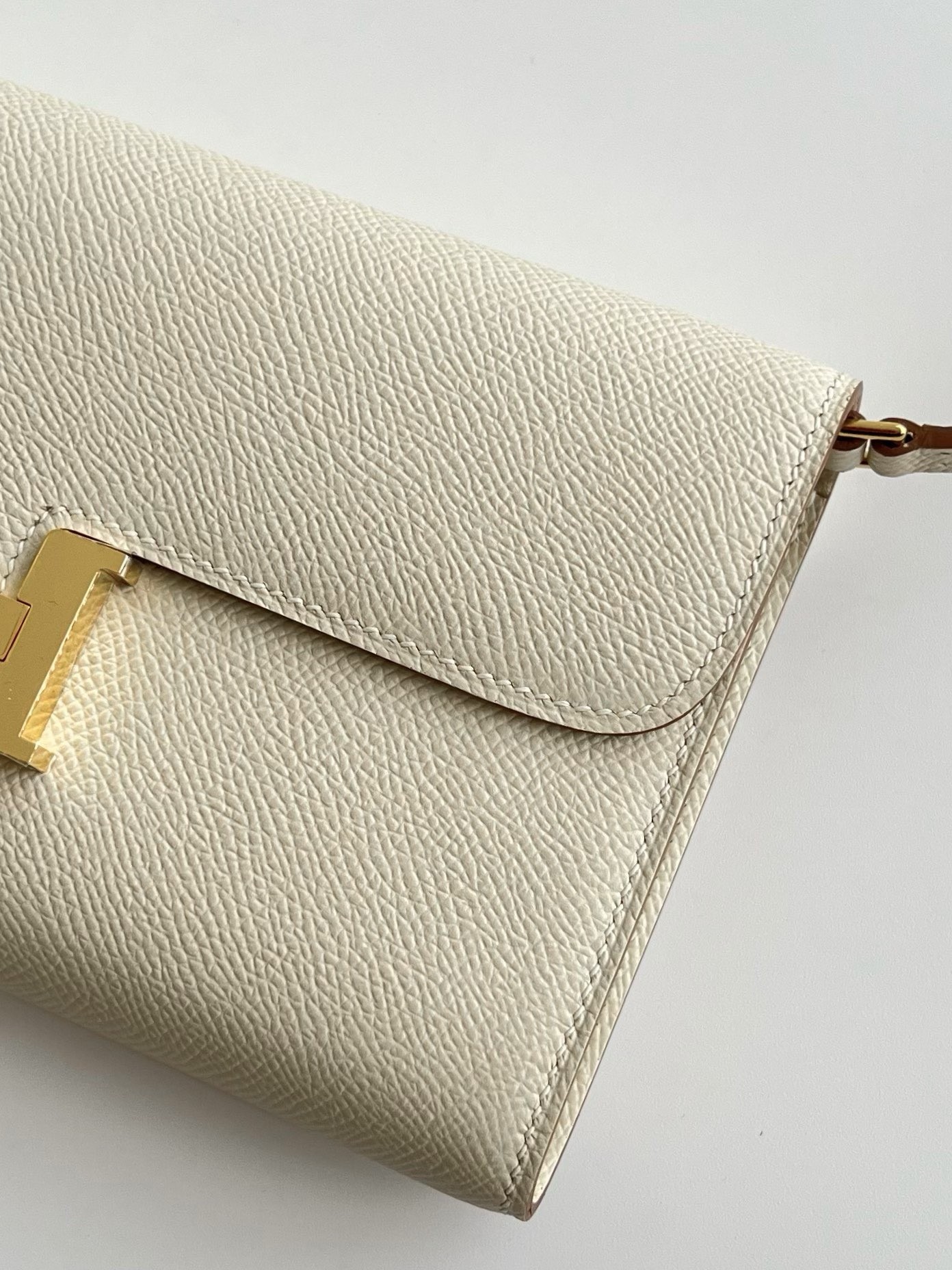 Hermes Constance To Go Wallet in Craie Epsom Calfskin