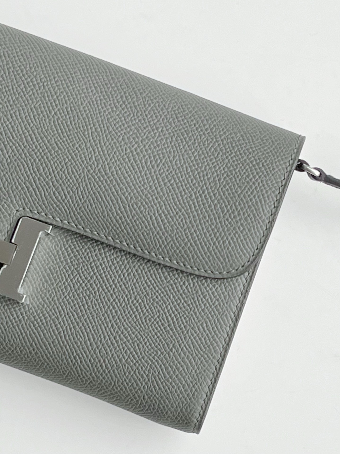 Hermes Constance To Go Wallet in Gris Meyer Epsom Calfskin