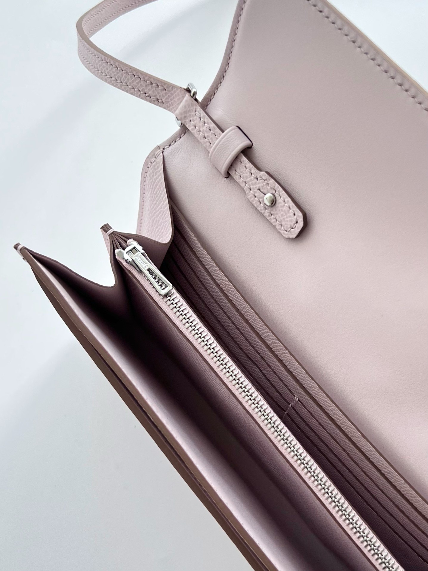 Hermes Constance To Go Wallet in Mauve Pale Epsom Calfskin