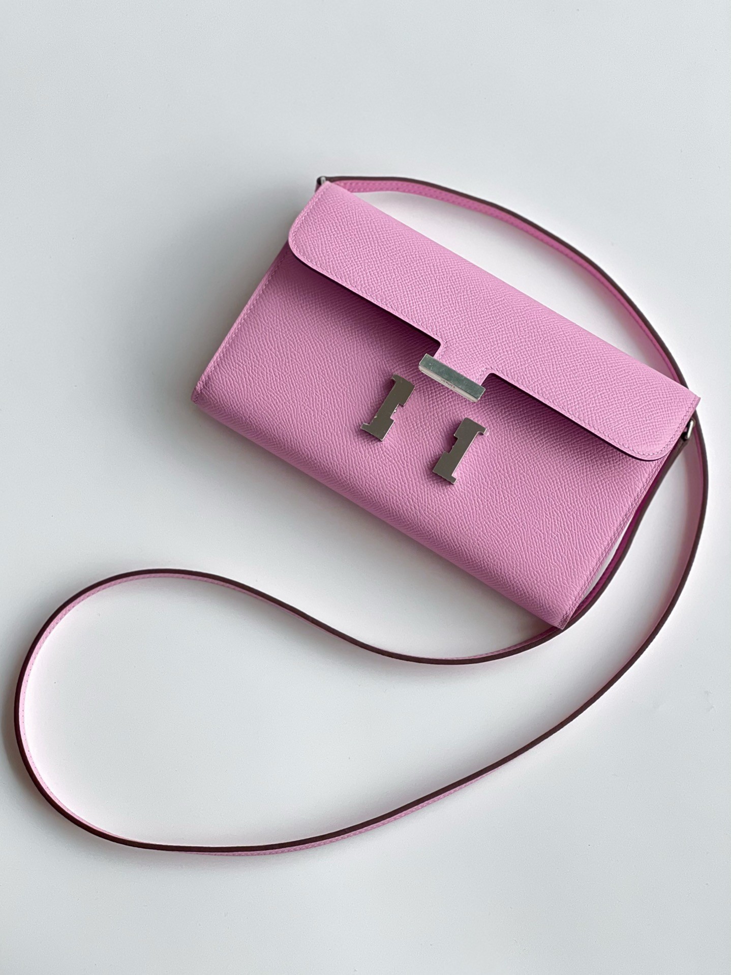 Hermes Constance To Go Wallet in Mauve Sylvestre Epsom Calfskin