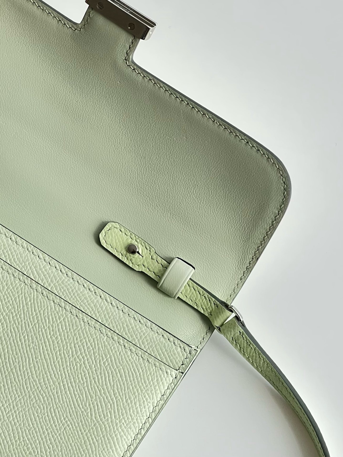 Hermes Constance To Go Wallet in Vert Fizz Epsom Calfskin