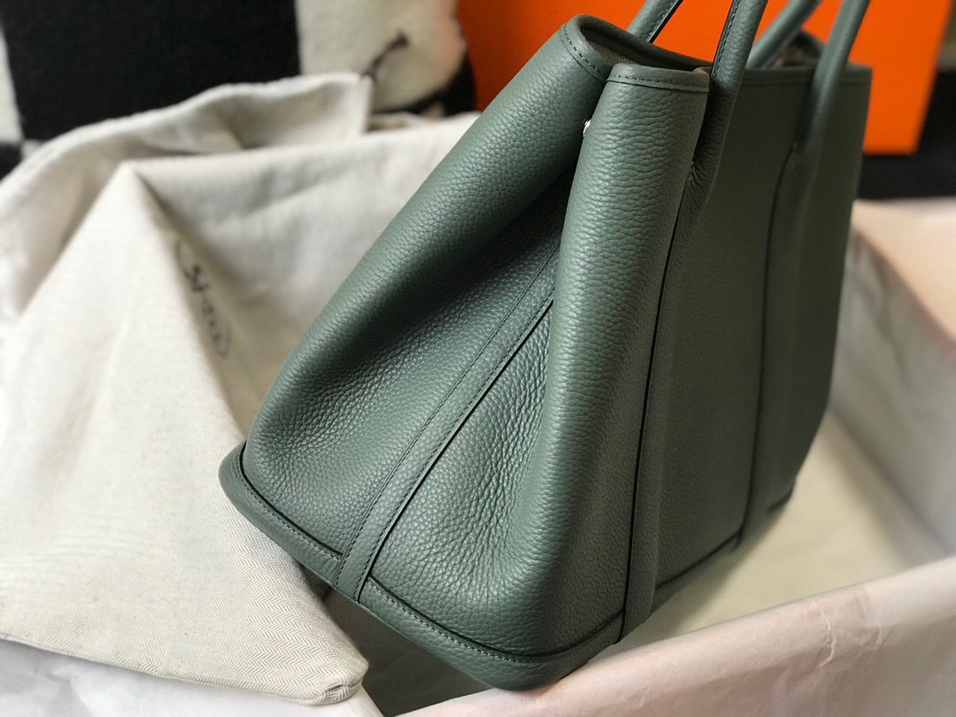 Hermes Garden Party 36 Bag In Vert Amanda Clemence Leather