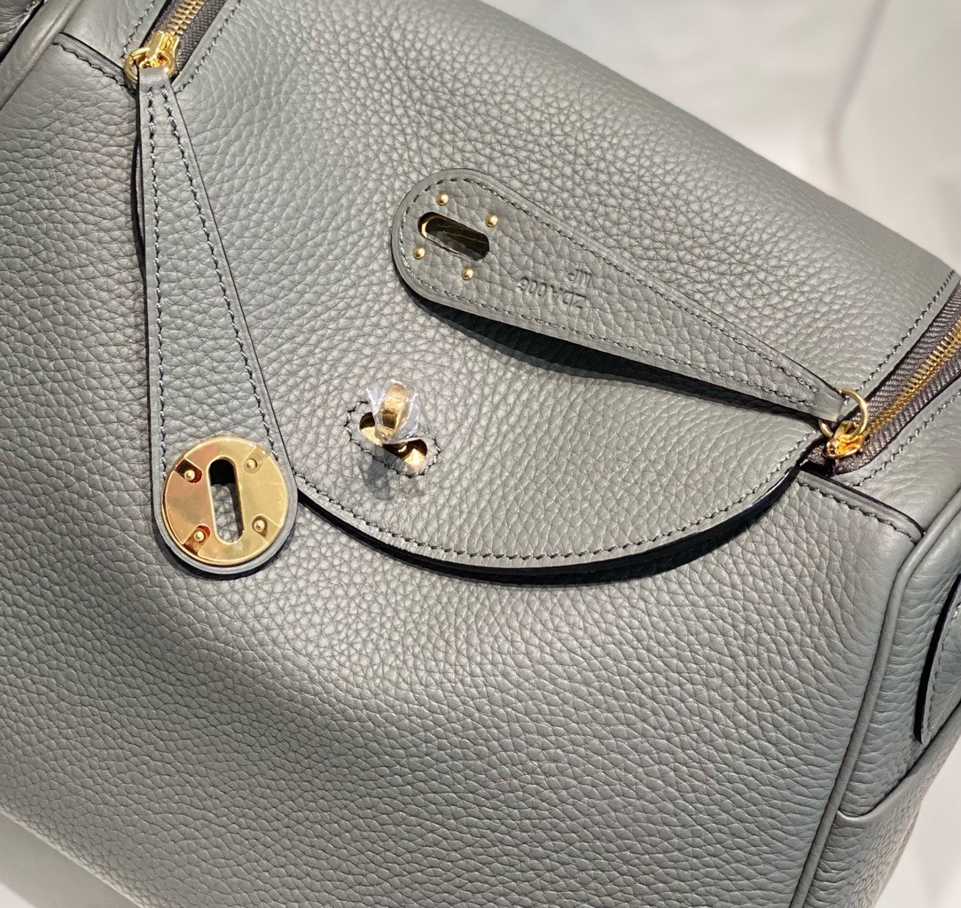 Hermes Lindy 26cm Bag In Gris Meyer Clemence Leather GHW