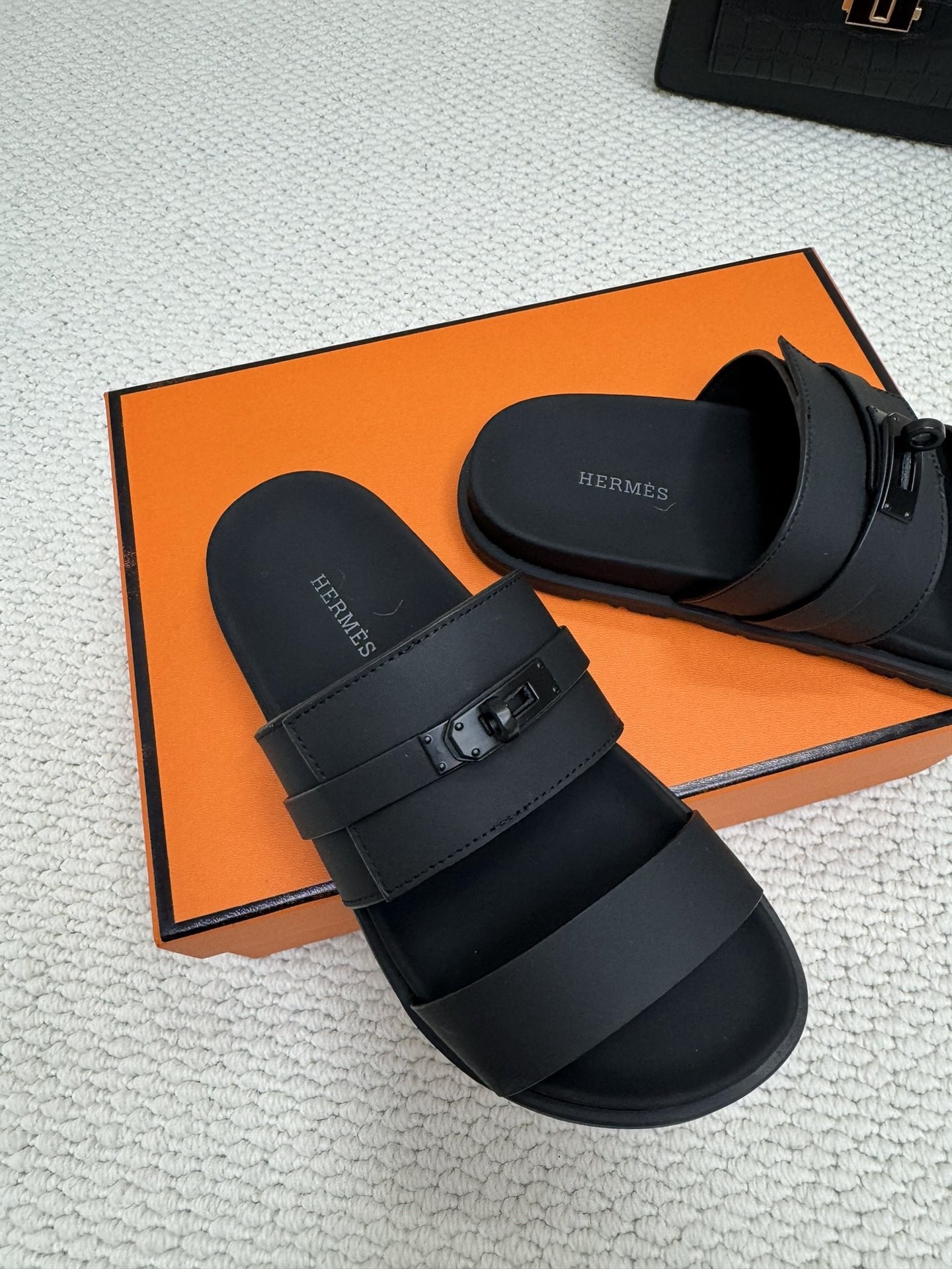 Hermes Men's Jackson Sandal in Black Calfskin