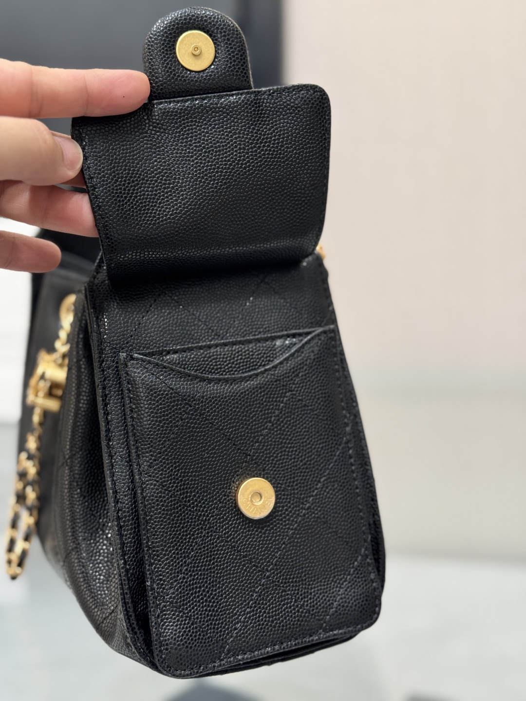CHANEL 25 mini Handbag in Black Caviar Leather(20*22*12.5cm)