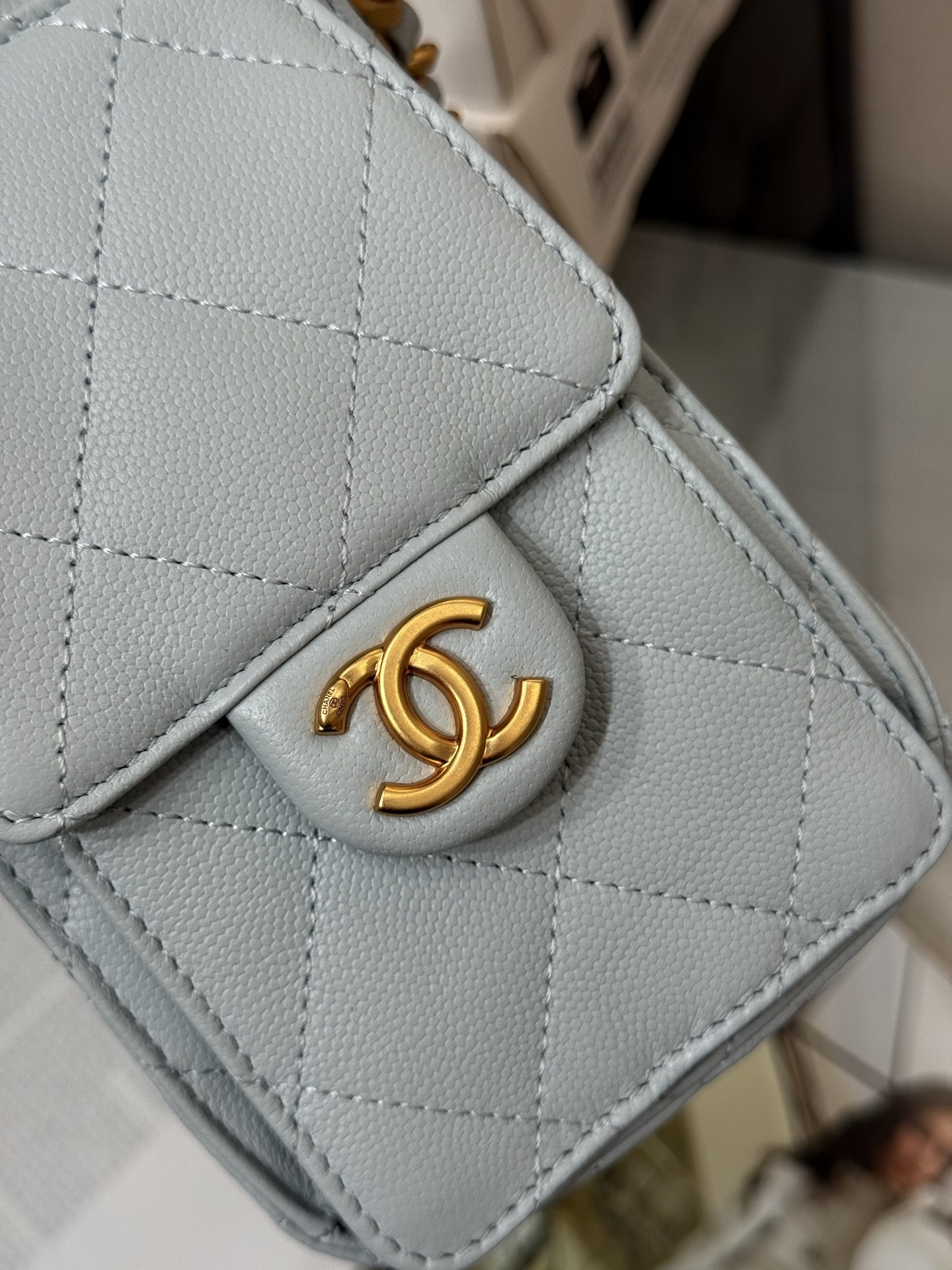 CHANEL 25 mini Handbag in Light Blue Caviar Leather(20*22*12.5cm)
