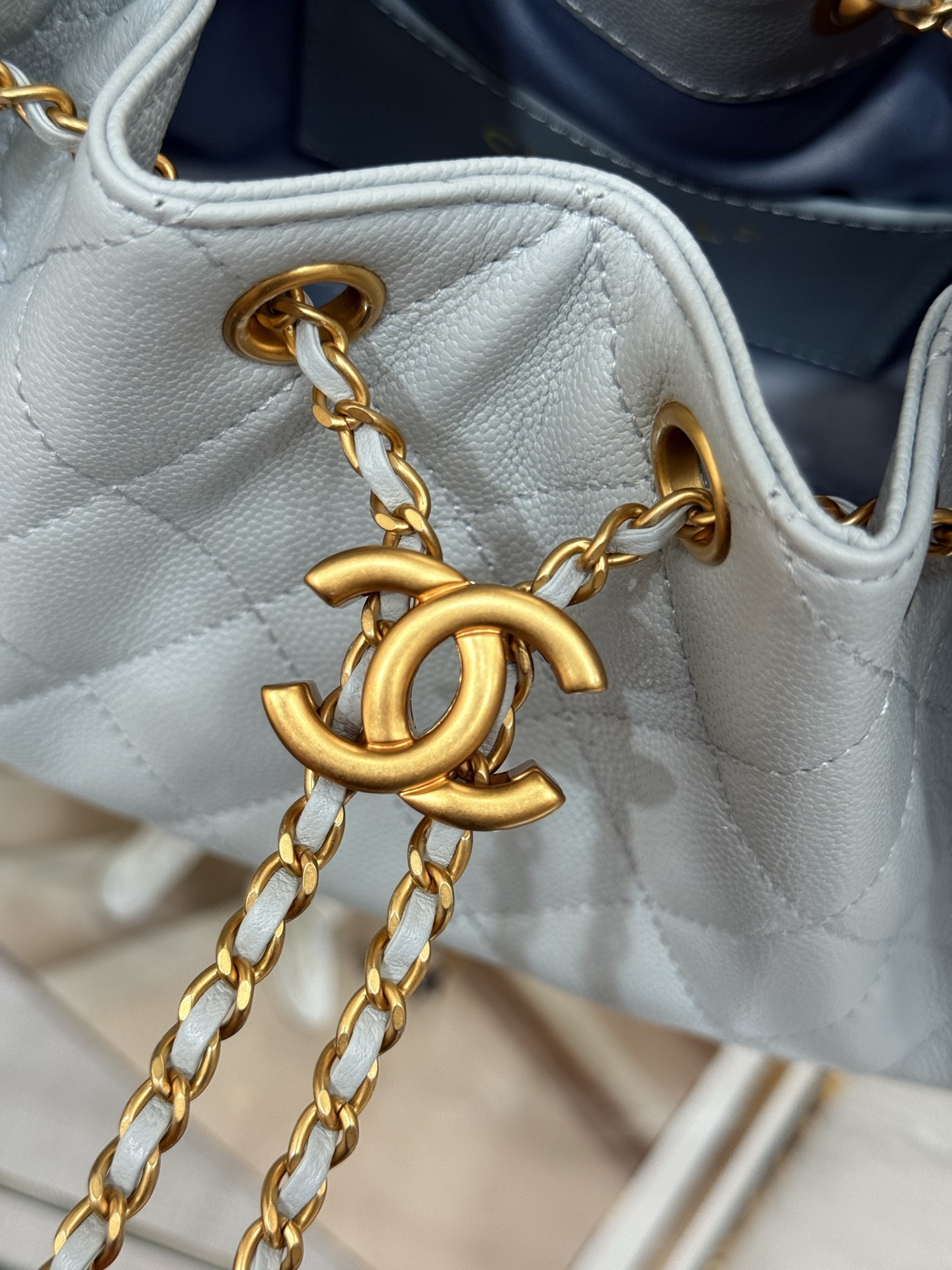 CHANEL 25 mini Handbag in Light Blue Caviar Leather(20*22*12.5cm)