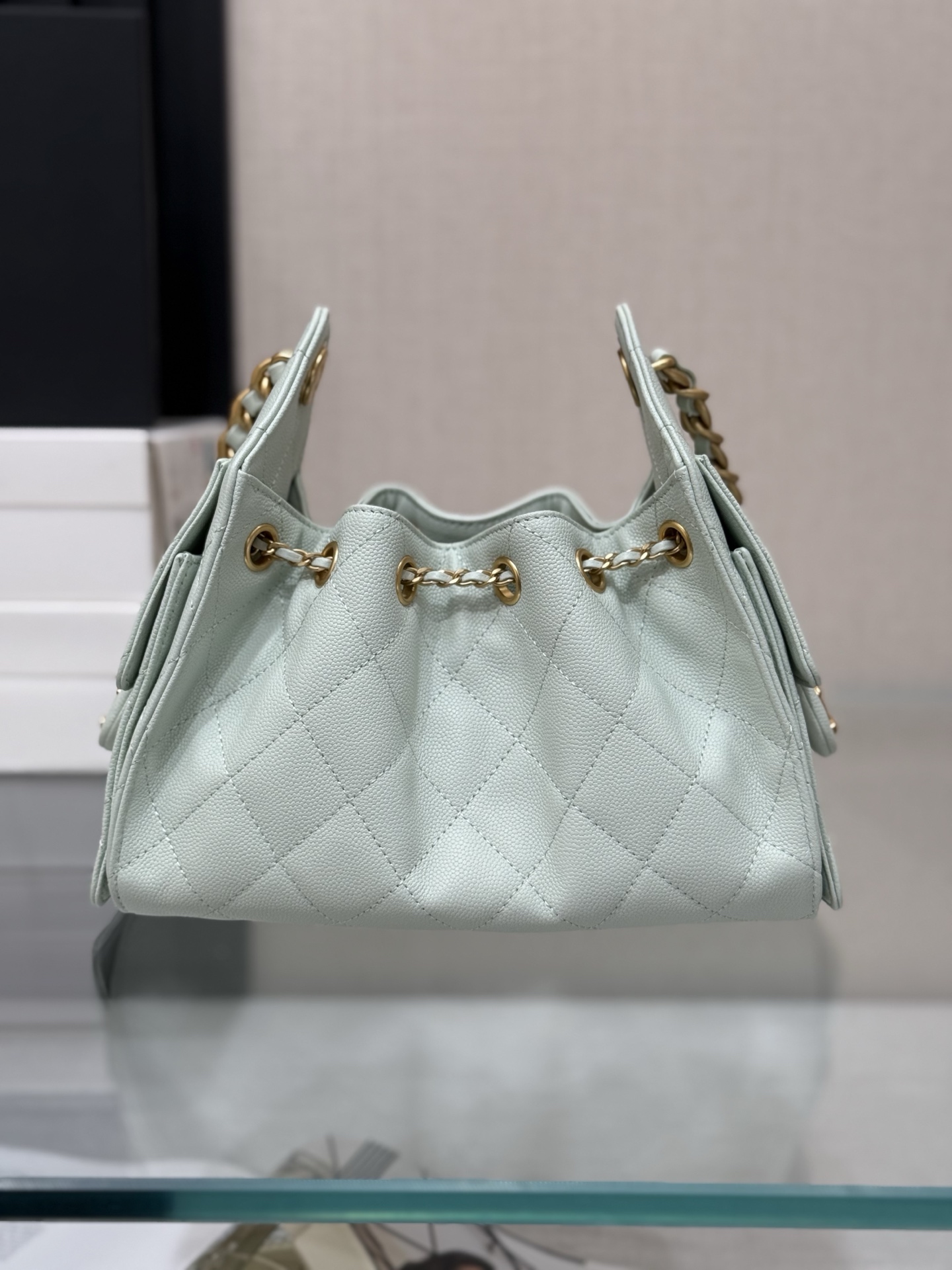CHANEL 25 mini Handbag in Light Green(20*22*12.5cm)