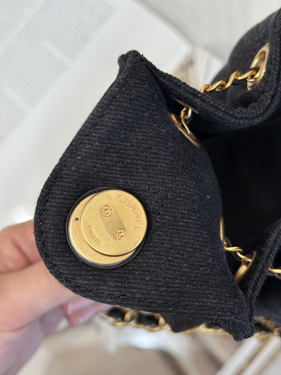 CHANEL 25 mini Handbag in Washed Denim Black(20*22*12.5cm)