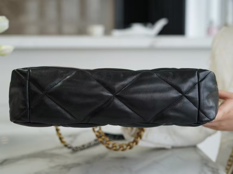 Chanel 19 Bag Maxi