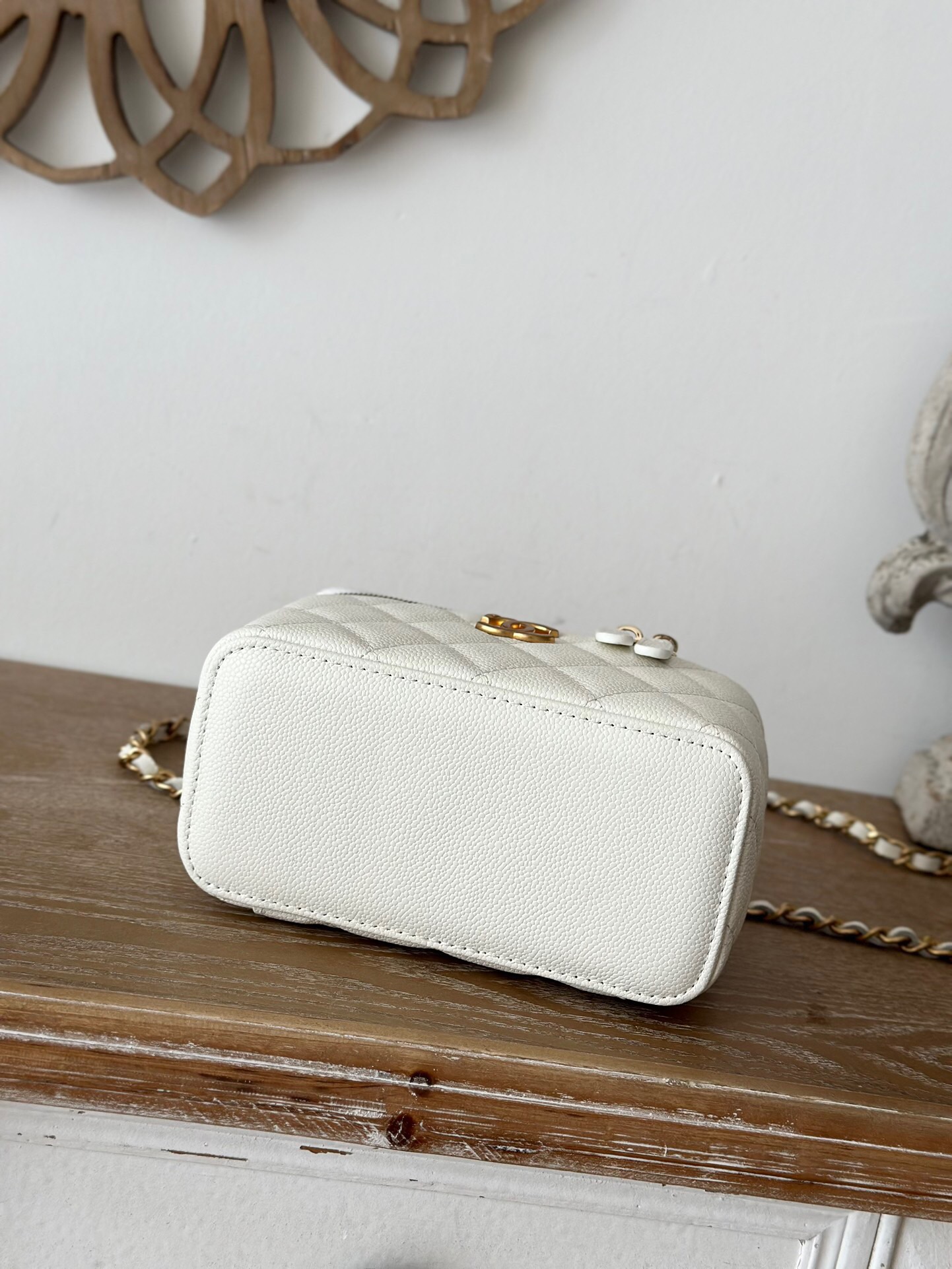 Chanel 22S white gold cosmetic bag