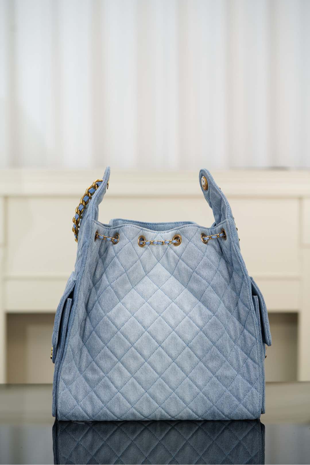 CHANEL 25 Medium Handbag in Washed Denim(40*30*15cm)