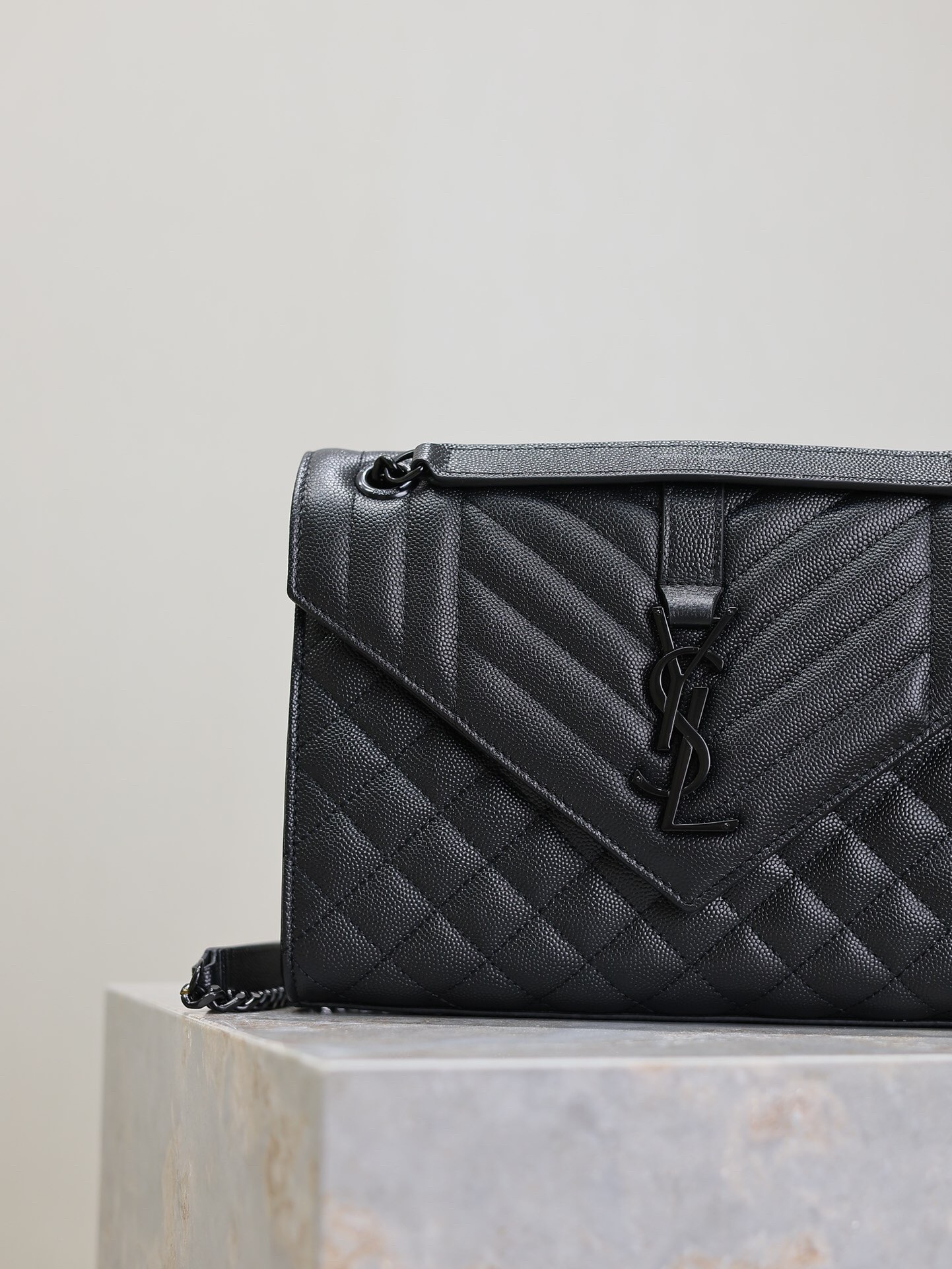 Saint Laurent  Grain De Poudre Textured Mixed Matelasse Triquilt Medium Monogram Monochrome Satchel Black